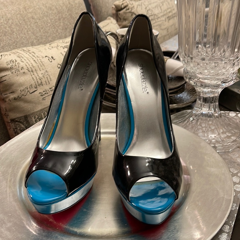 Heels - Picture 1 of 8